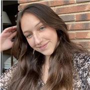 Profesora de francés imparte clases de apoyo a niños de cualquier edad